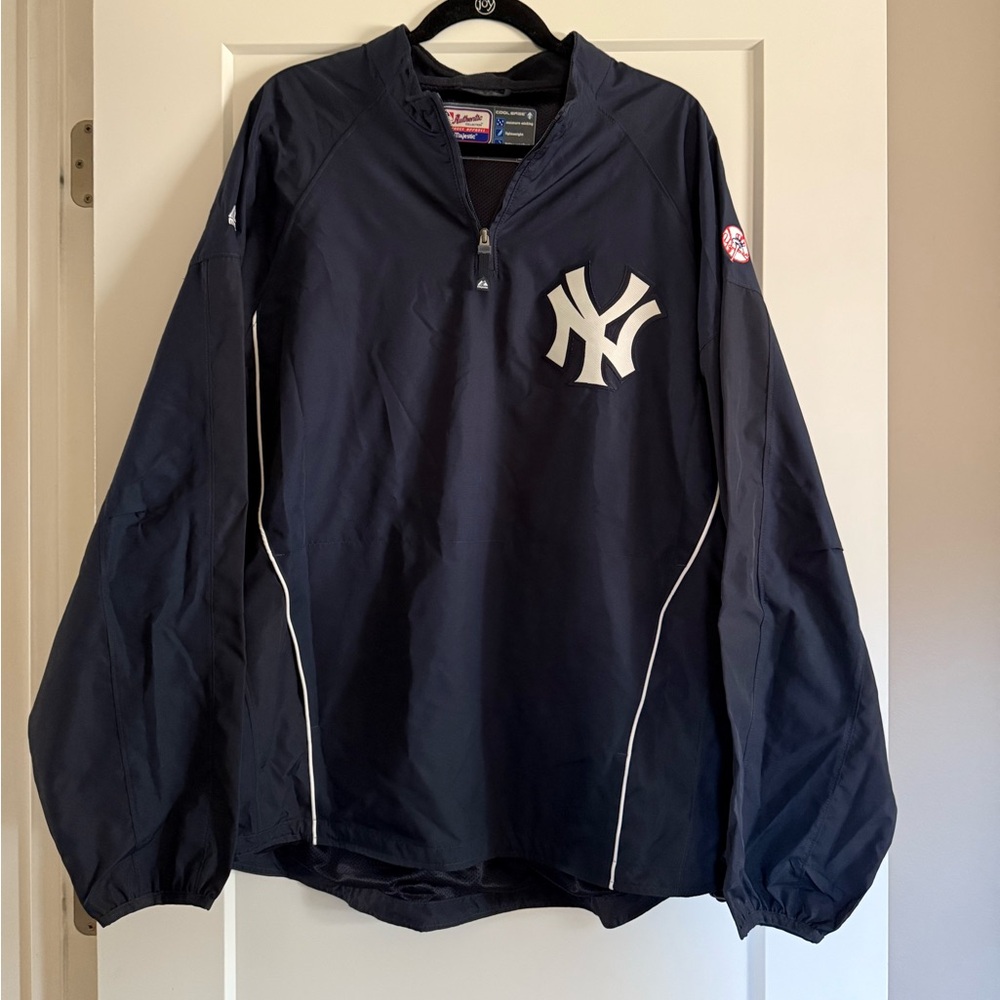 Vintage 2000’s New York Yankees Coolbase Windbreaker